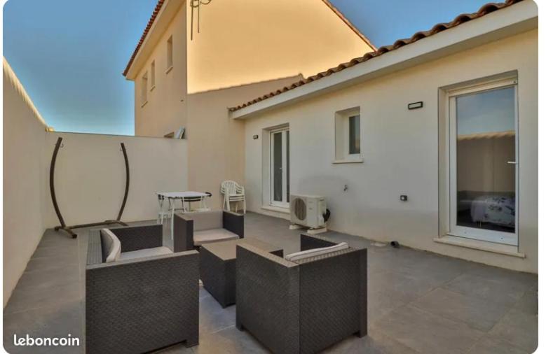 Maison De L'Occitanie Villa Bessan Екстериор снимка