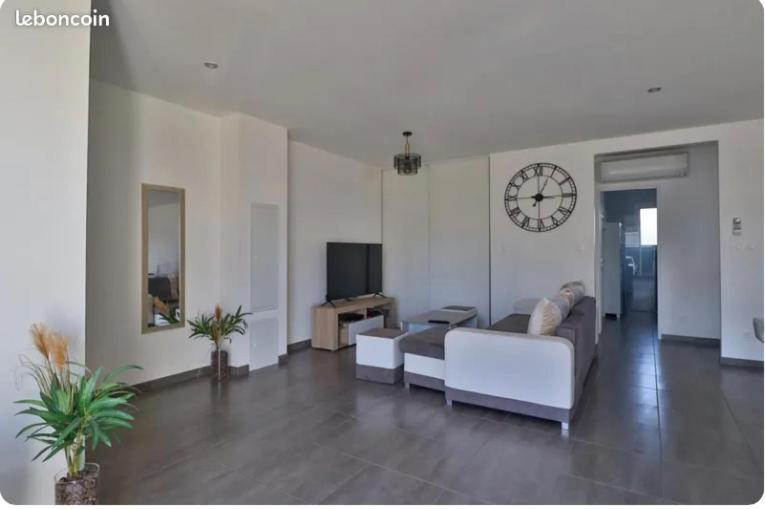 Maison De L'Occitanie Villa Bessan Екстериор снимка